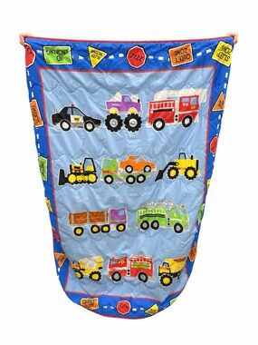 Vintage 90’s Tonka car/truck graphic print baby/toddler quilt (38x54)